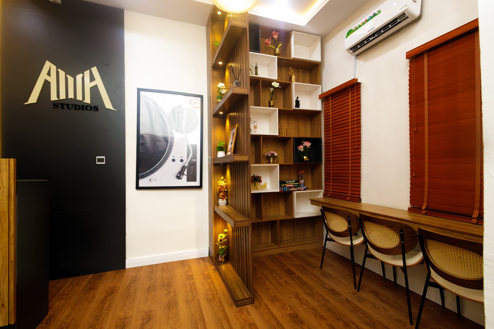 Workspace Arena at AIIIH Studios